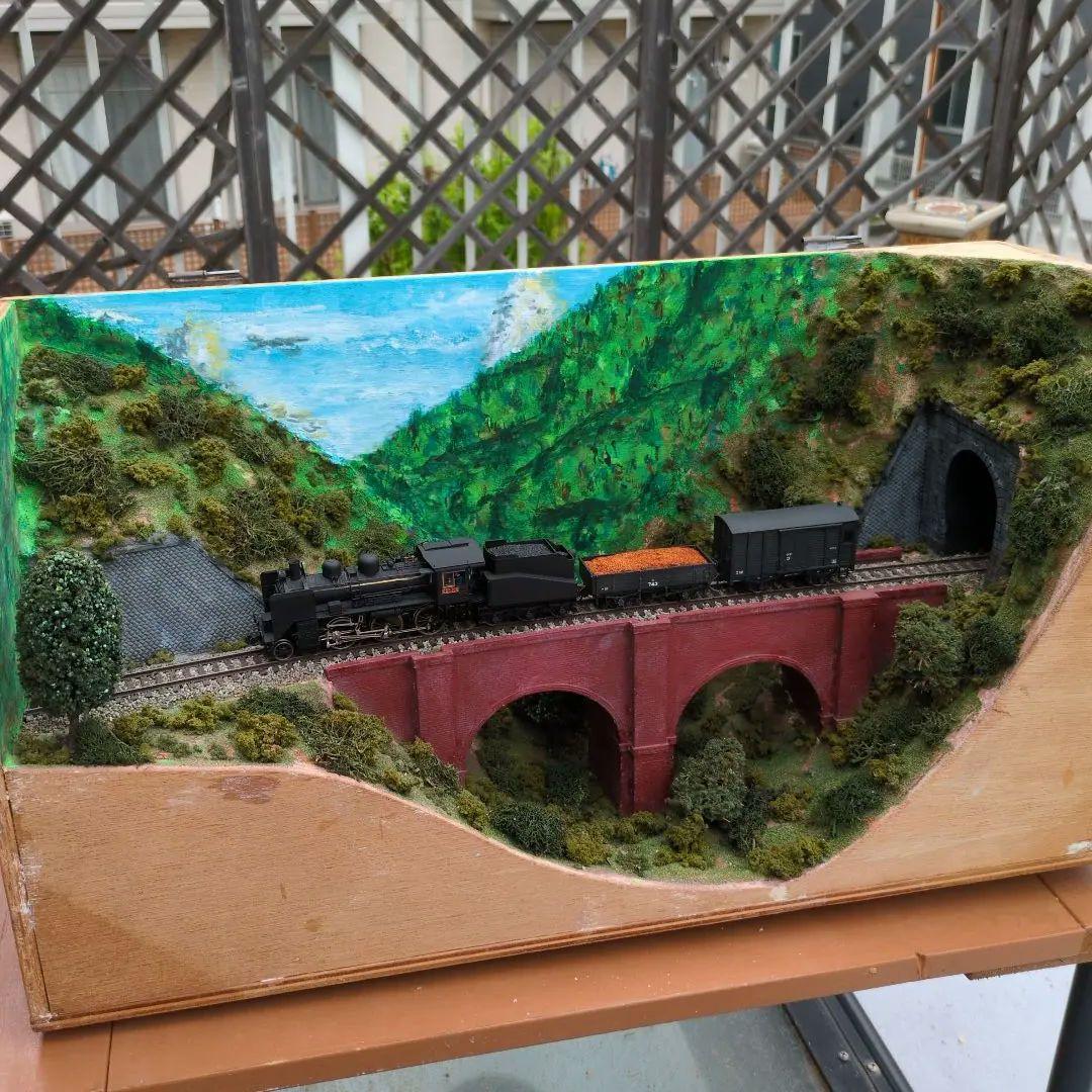 ＨＯゲージ車両展示用ジオラマレンガアーチ橋のある山岳風景（車両は含みません）