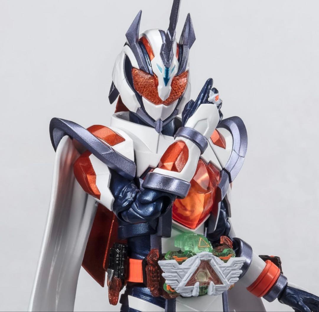 S.H.Figuarts 仮面ライダーマジェード サンユニコーン　フィギュアーツ