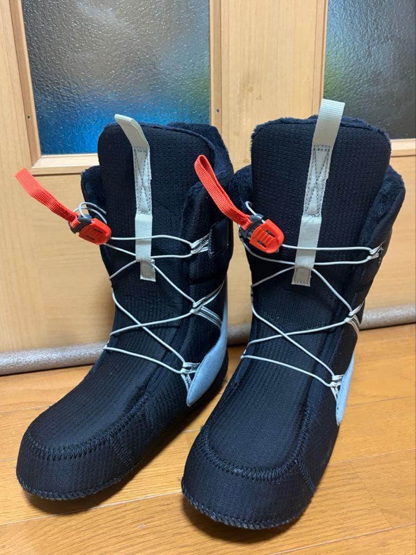 最終値下げ美品 Men'sMotoバートンスノーボードブーツ メンズモト25.5