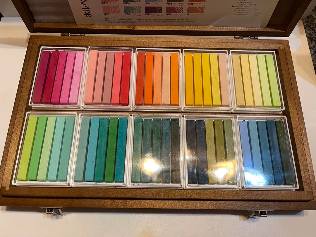 ★ホルベイン アーティストオイルパステル 100色 木箱入り