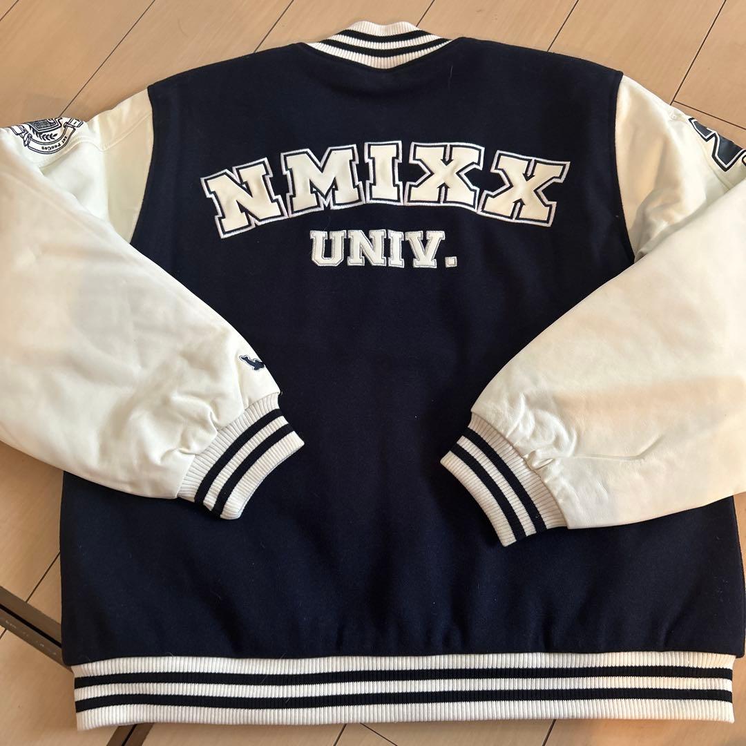 【新品未使用品】NMIXX スタジャン