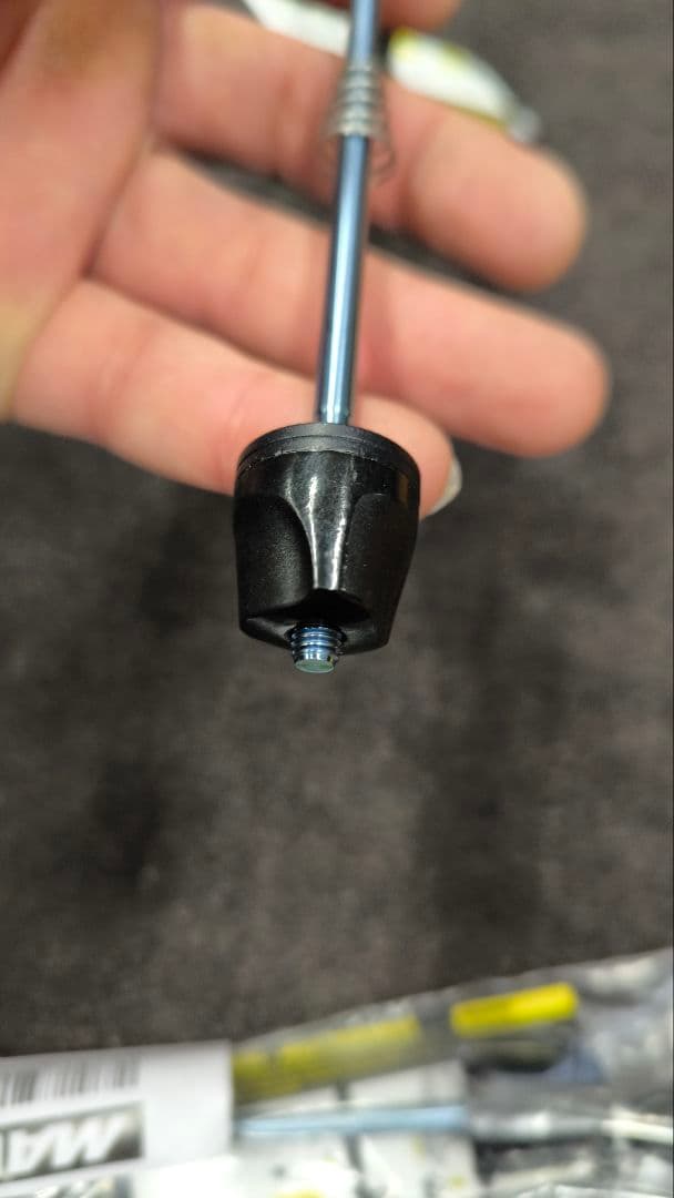 希少品!!MAVICのチタン製クイックレバー前後SETです!!