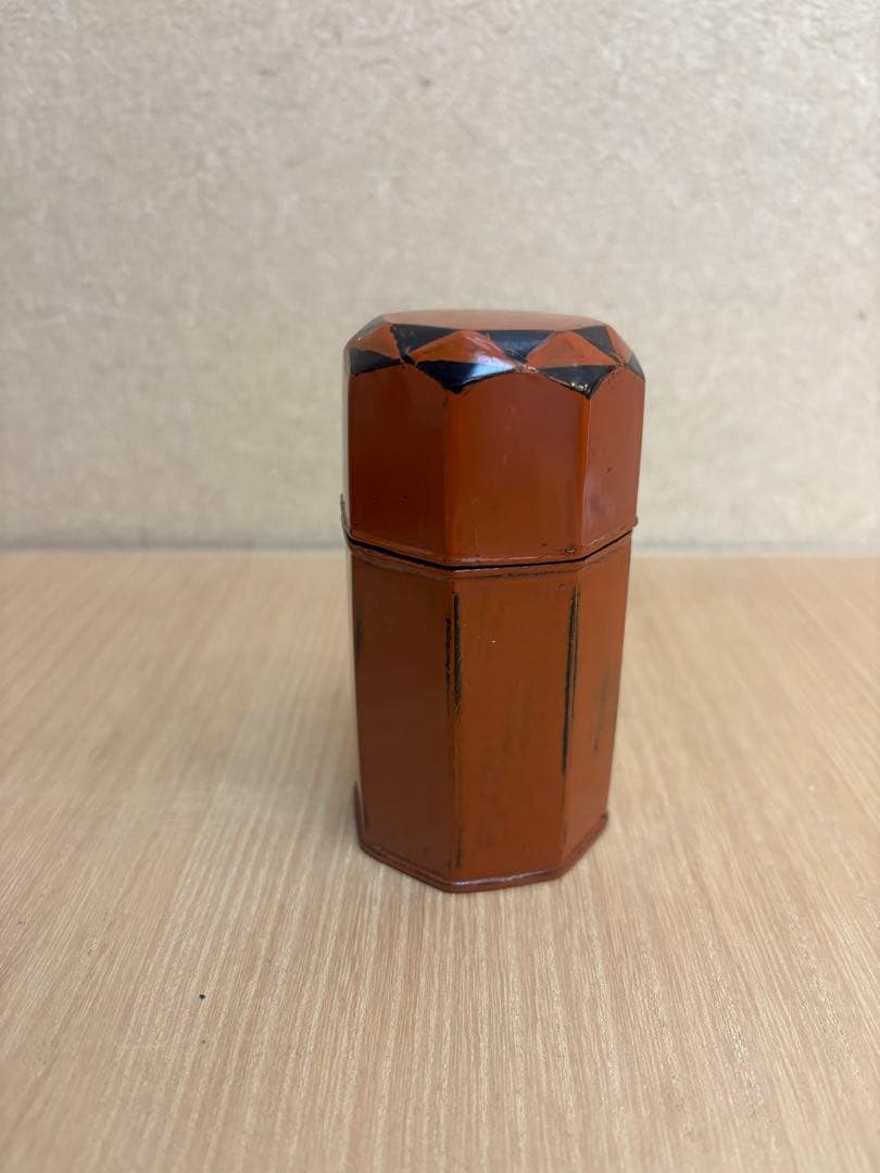 茶道具　乾漆　根来　八角　莨入　中川正斉作