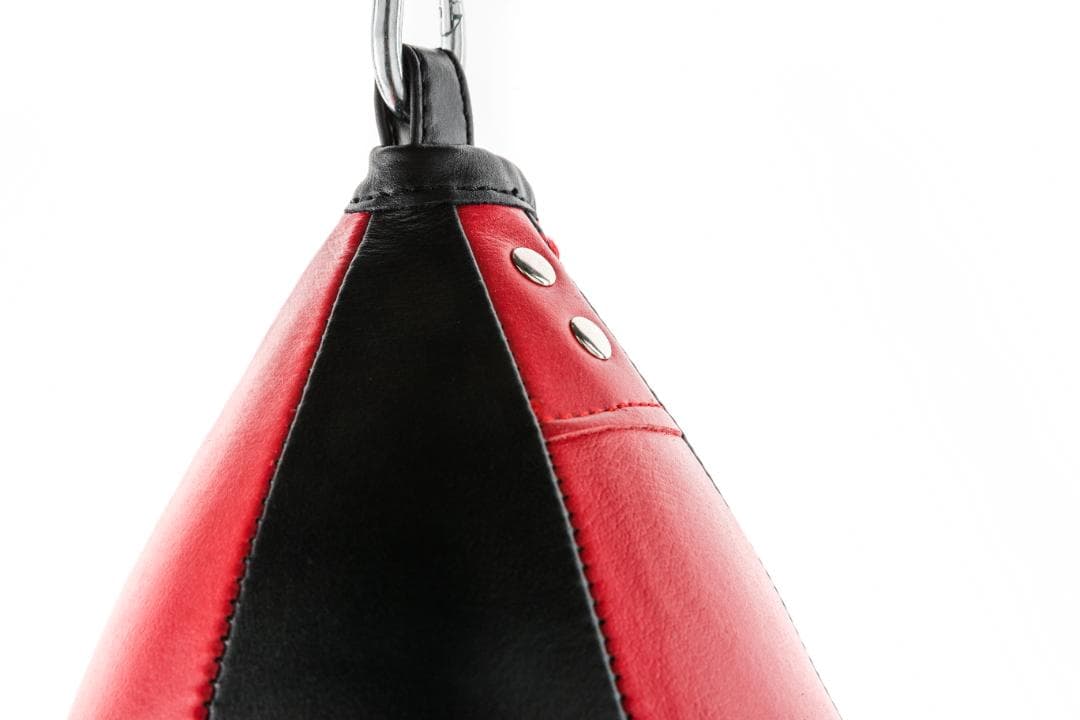 在庫処分！！UFCレザースピードバッグ（UHK-69750）数量限定