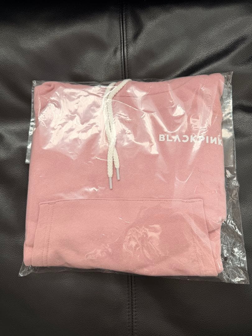 新品未開封　BLACKPINK　DEADLINE プルオーバーフーディ　ピンク