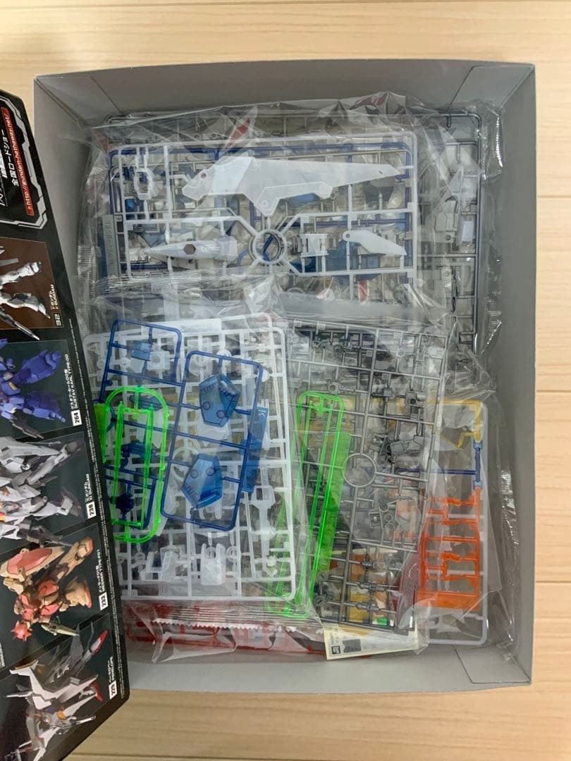 HG 1/144 クスィーガンダム Ξガンダムクリアカラー劇場公開記念パッケージ