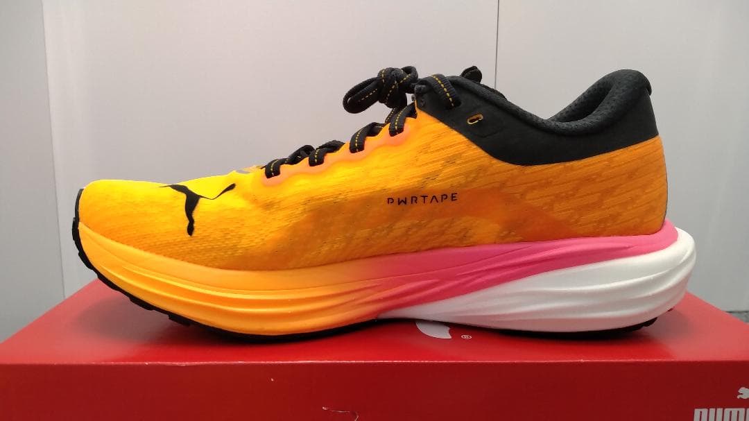 PUMA NITRO 陸上競技用スパイクシューズ