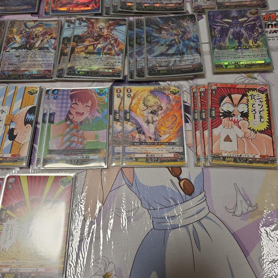 ヴァンガード　装備高レア　バヴサーガラ　デッキ　スリーブ付き