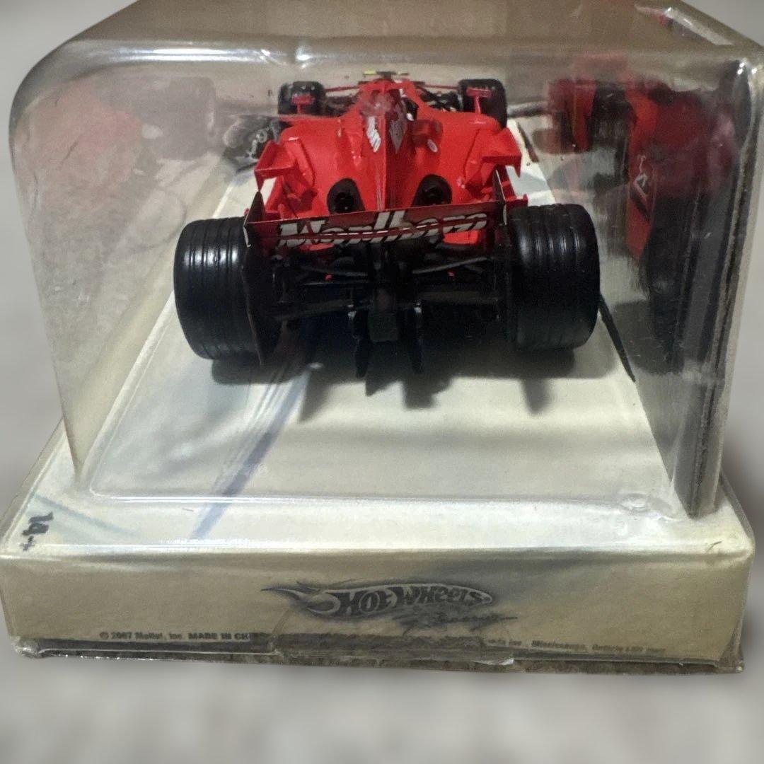 タバコ仕様Hot Wheels Ferrari F2007
