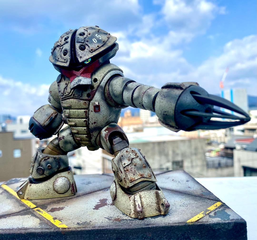 ガンプラ HGUC 1/144 MSM-04 アッガイ 都市迷彩 完成品