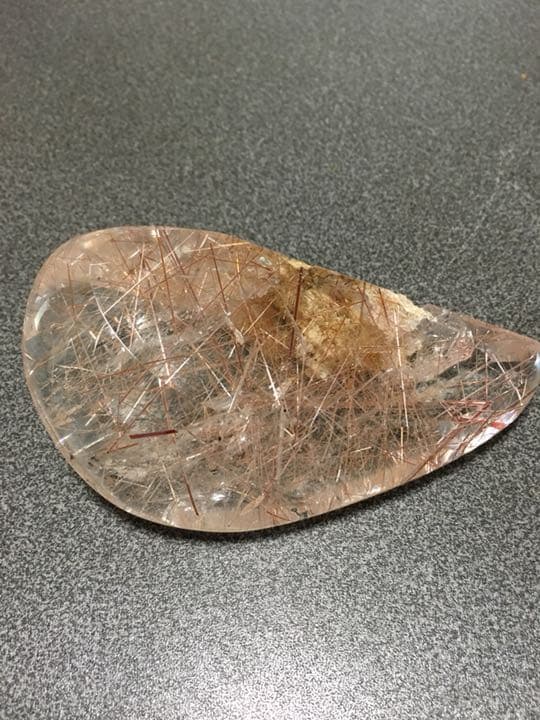 水晶 希少ピンク針入り水晶