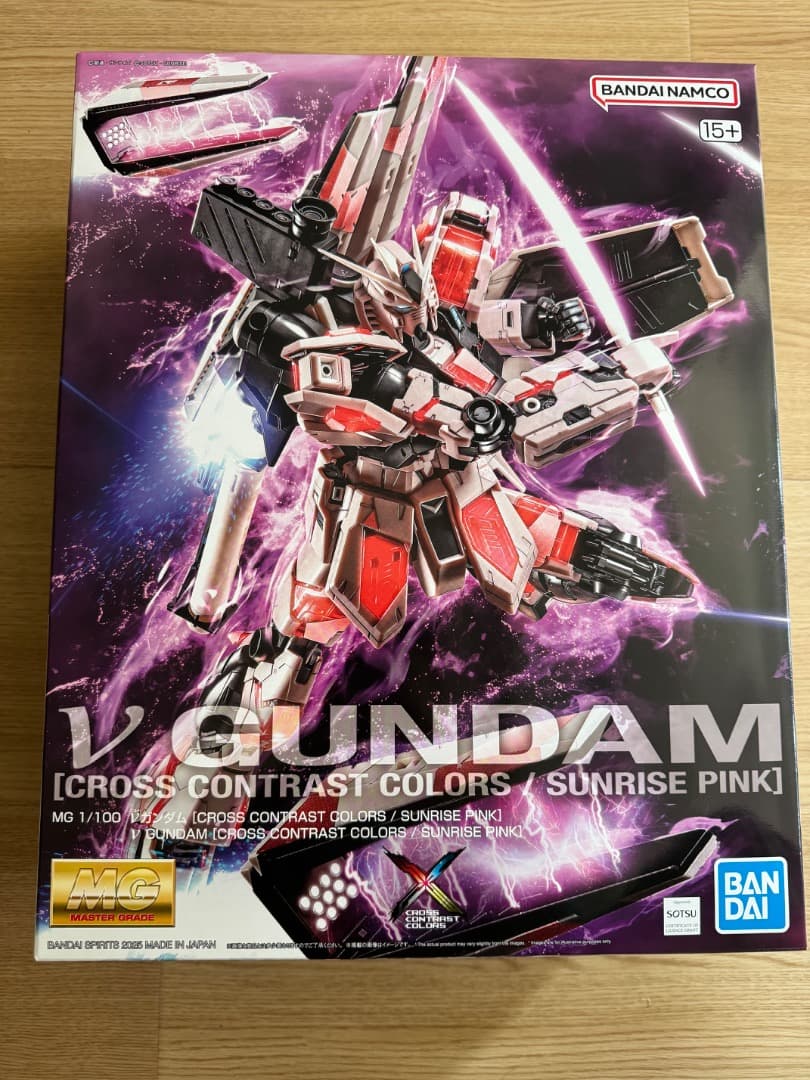 MG サザビー MSN-04 SAZABI 暮霭黑、νガンダム 朝霞粉 2点