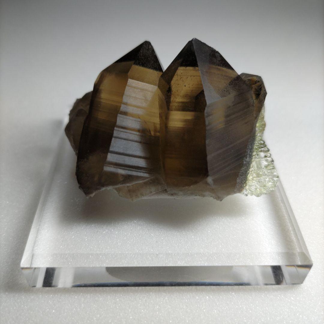 スモーキークォーツ＆ハイアライト　鉱物標本　原石　水晶