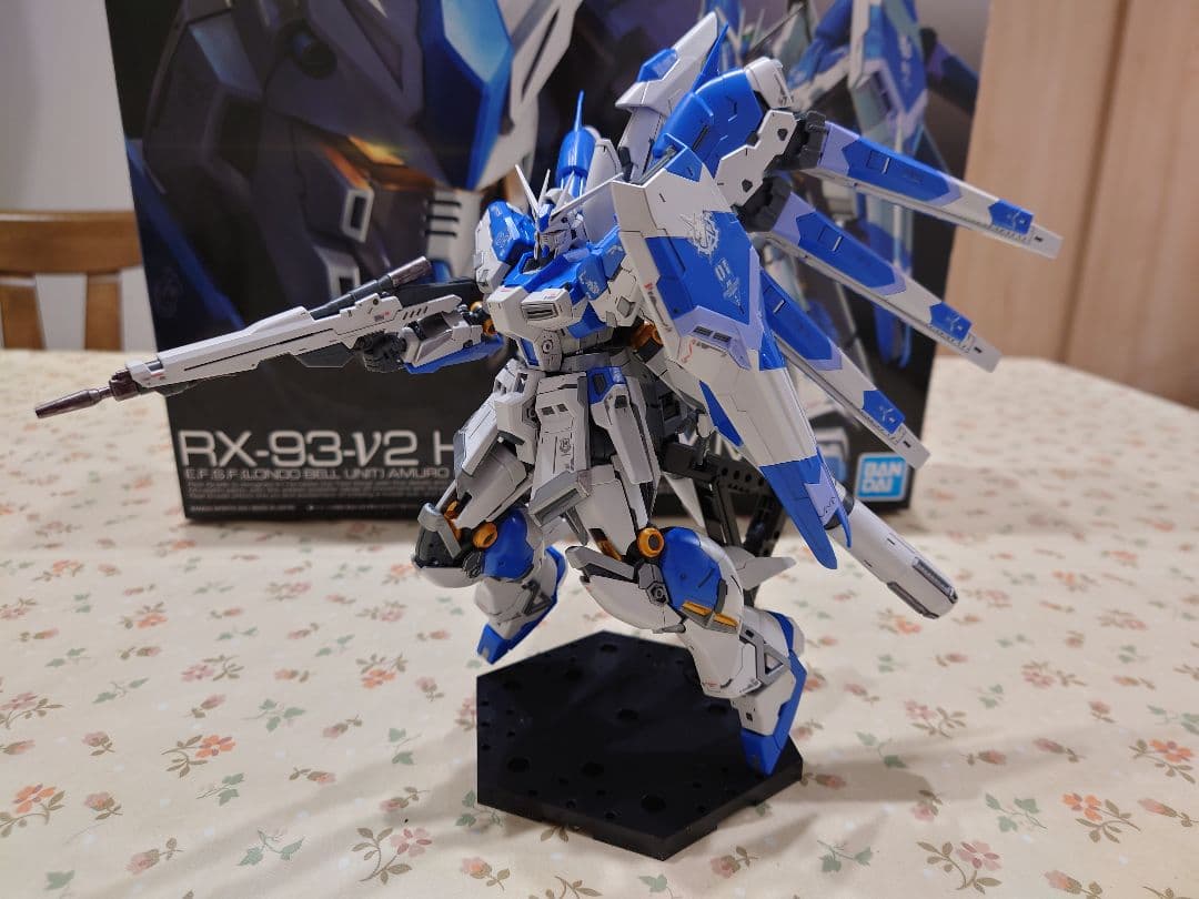 RG RX-78-2 ガンダムver2.0 の最終進化形Hi-ν（ジャンク）