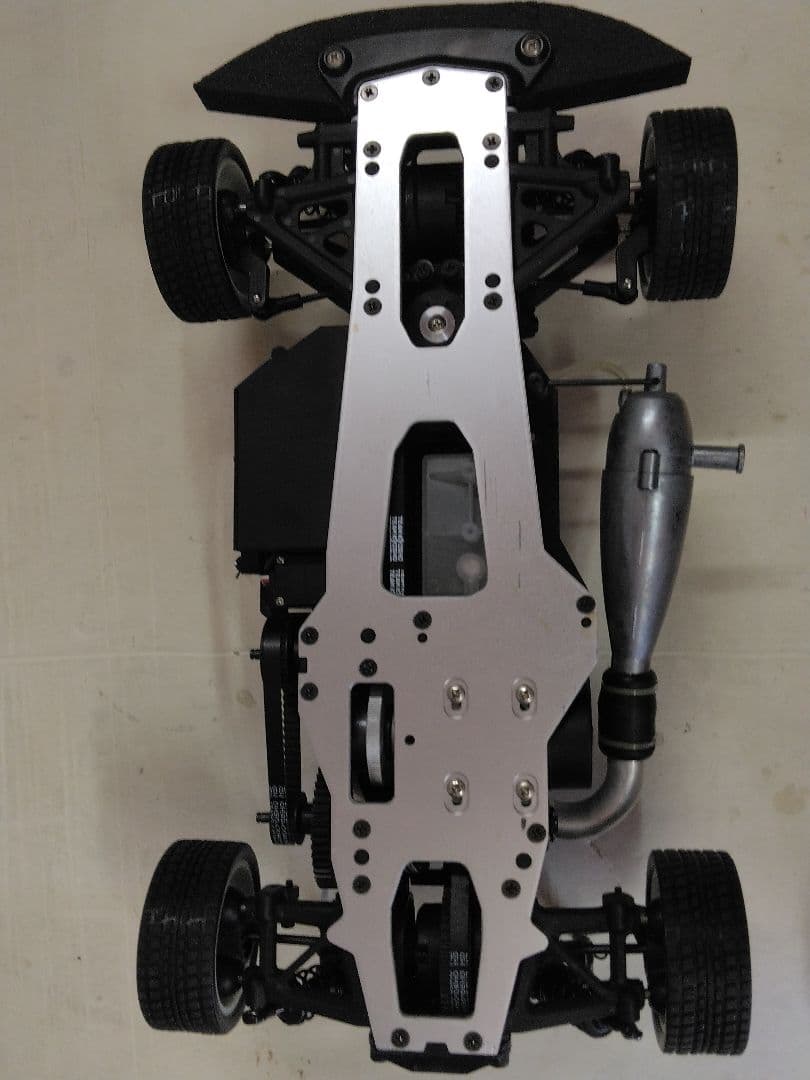 シ*ス様 エコ便送0 京商　エンジンラジコンカー　1/10 ボディ　メカ付　送信