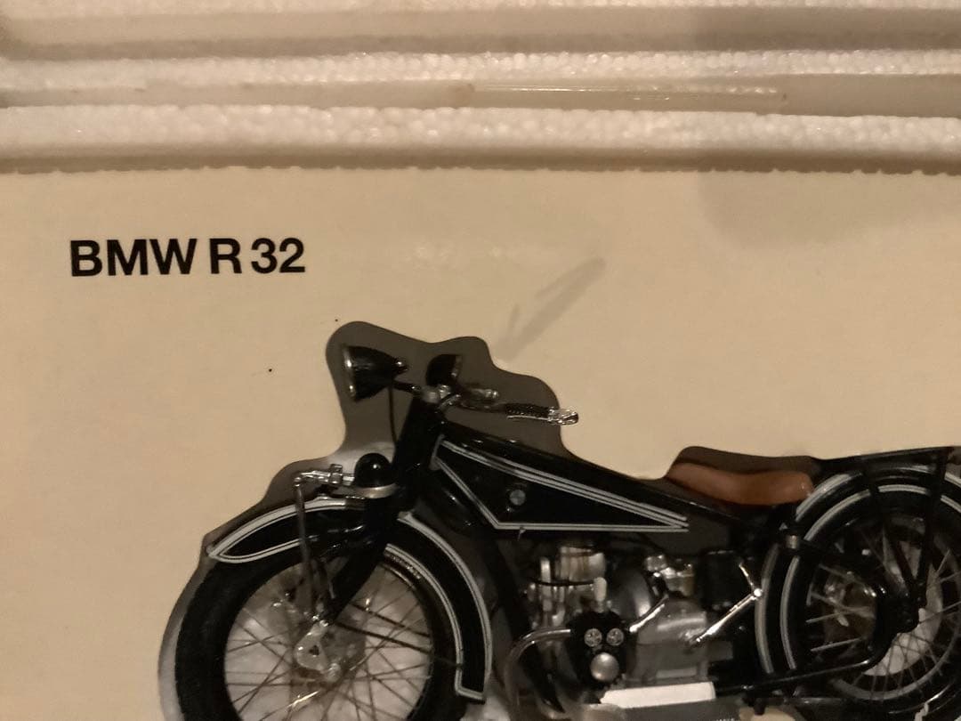 1／18  バイク R32 1923-1925 絶版品