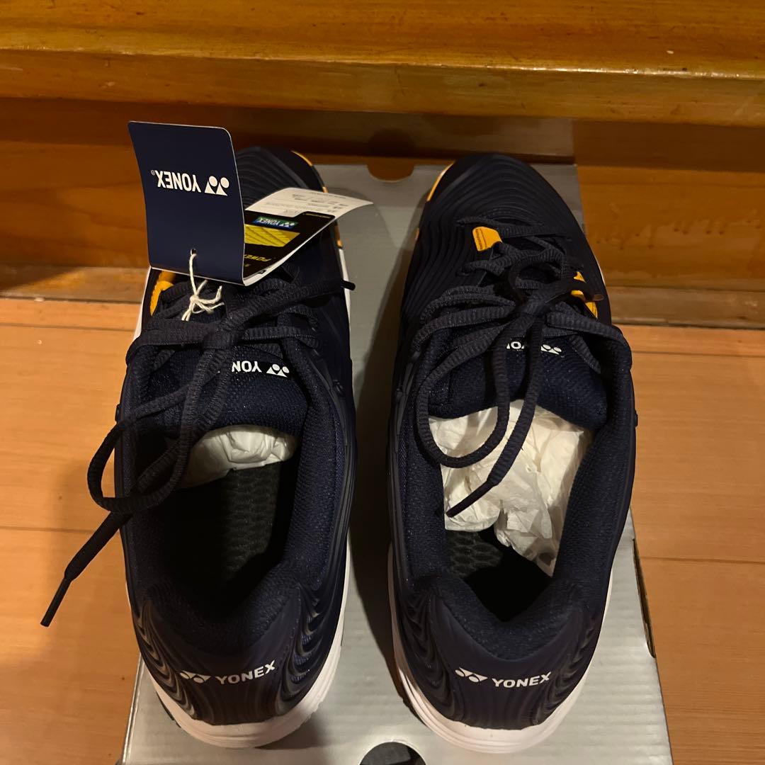 タ*読様 YONEX パワークッション フュージョンレブ5 メンズ GC 27.