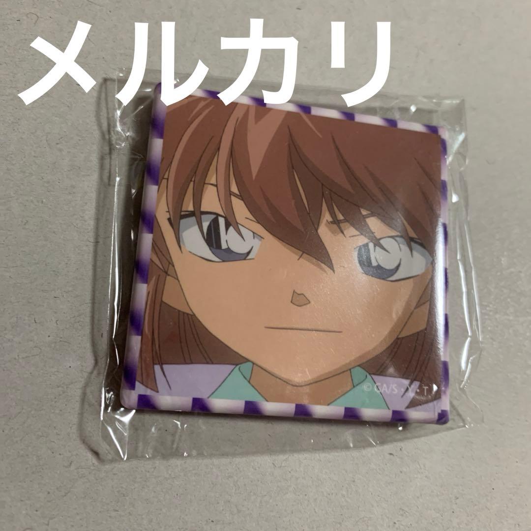 名探偵コナン　セット　カード、缶バッジ、チャーム、キーホルダー