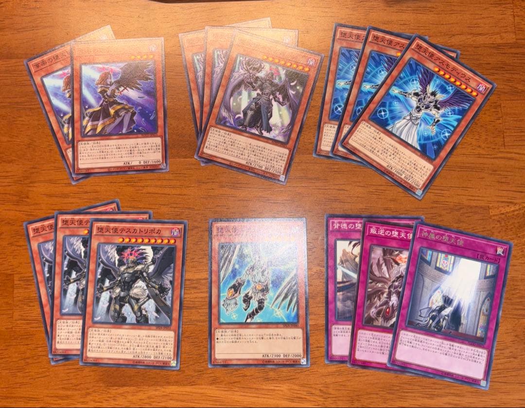 【おまけ有】　堕天使イシュタム　堕天使スペルビア　シークレット各３枚　計６枚