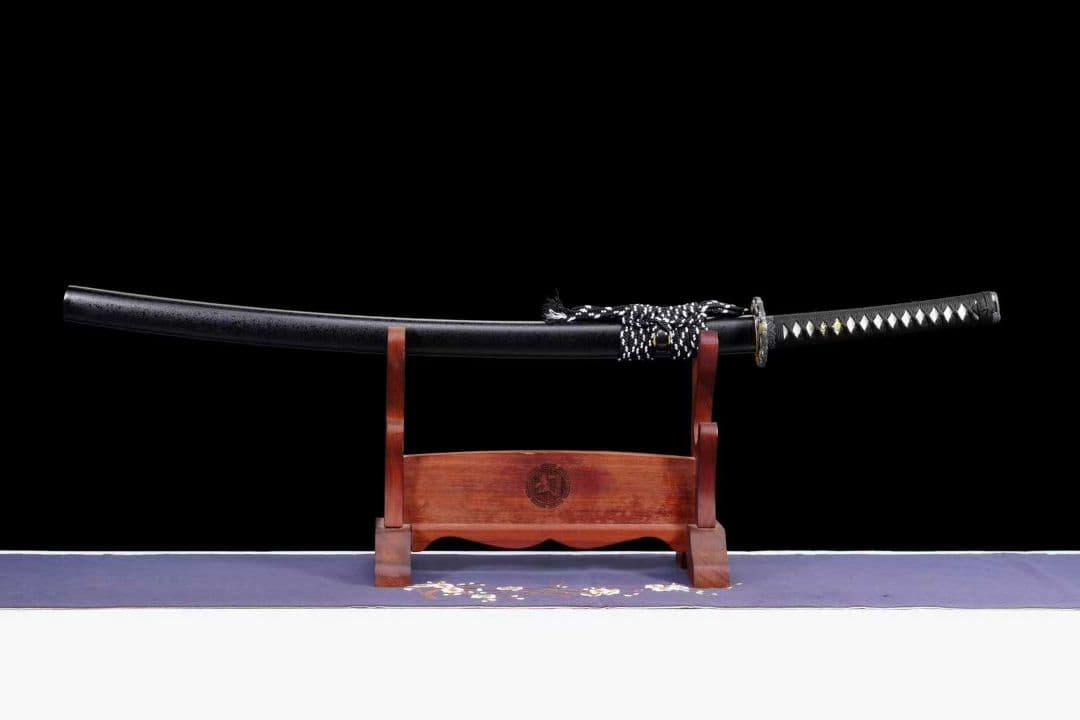 【鎌倉】古兵器 刀装具 日本刀　模造刀 居合刀 武士道 鑑賞用 美術刀 贈り物