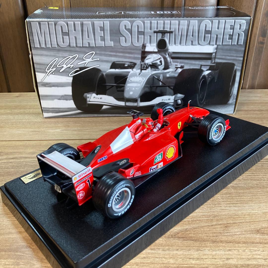 ホットウィール1/18フェラーリF2001Mシューマッハ ワールドチャンピオン