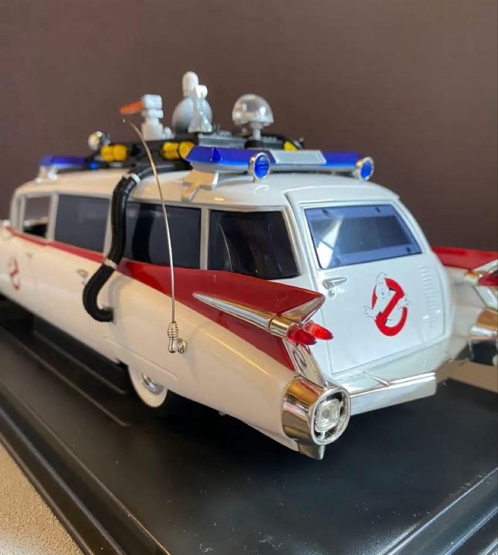 1/21 ゴーストバスターズ　ECTO 1 スライマー（緑のオバケ）付き❗️