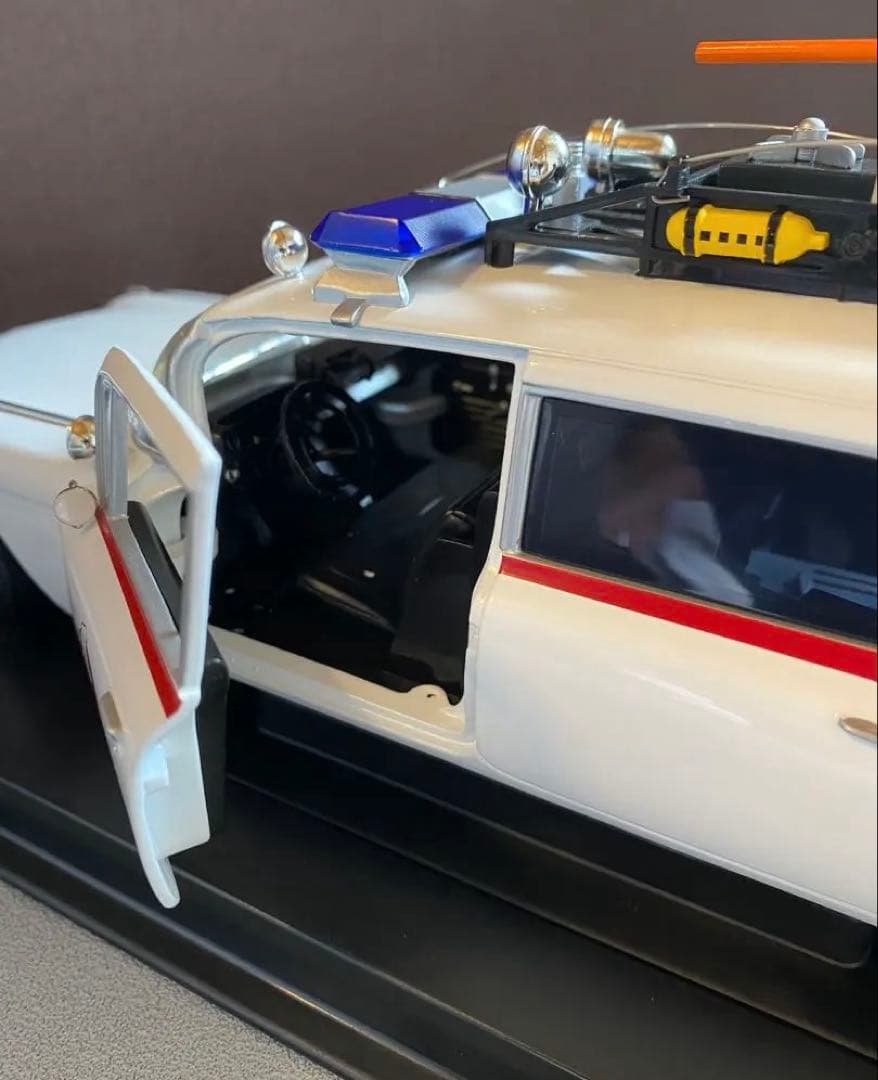 1/21 ゴーストバスターズ　ECTO 1 スライマー（緑のオバケ）付き❗️