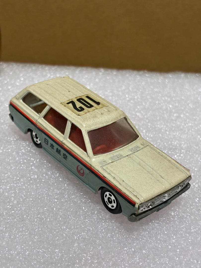 本日限定価格！トミカ　黒箱　ミニカー　4台セット