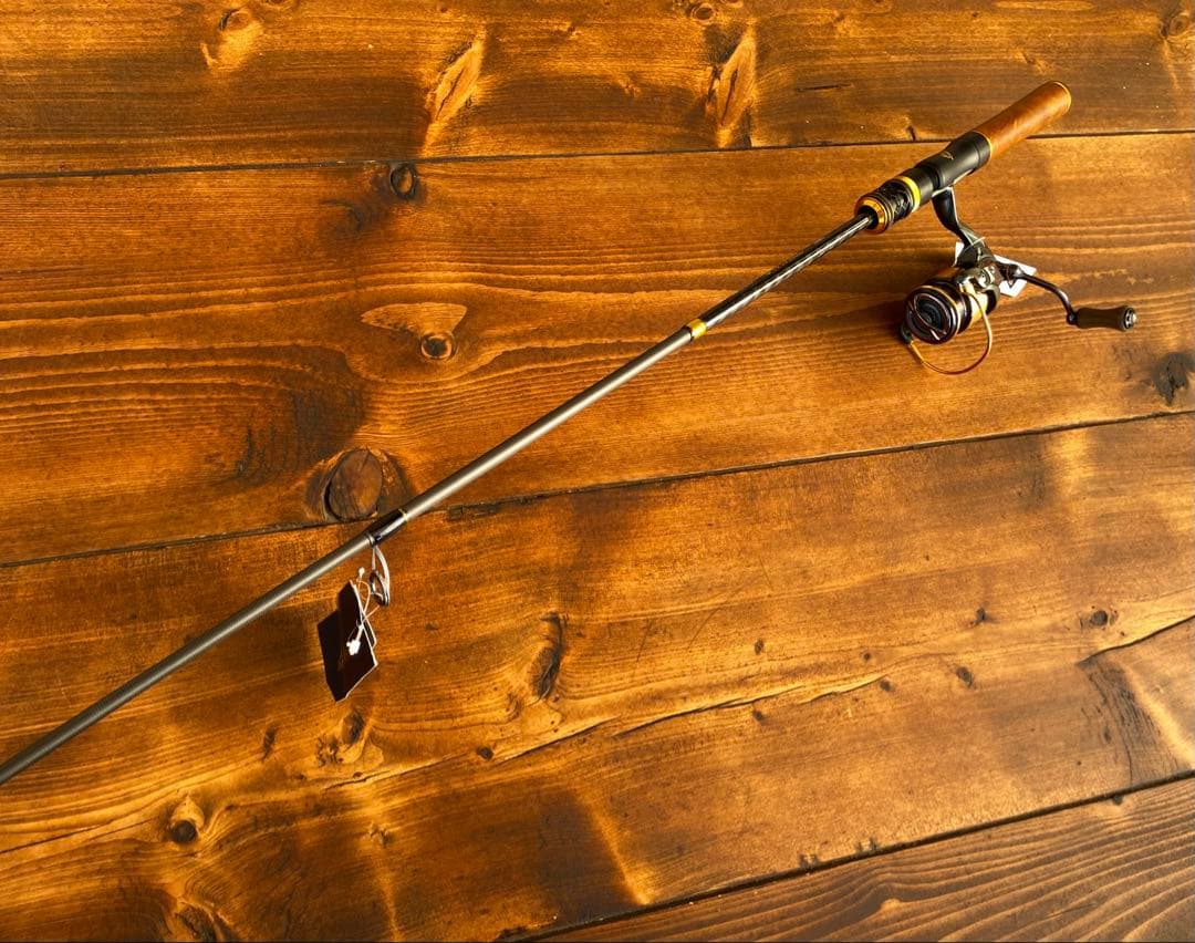 渓流セット　トラウトロッド　ウッドグリップ　5ft6inch スピニングロッド