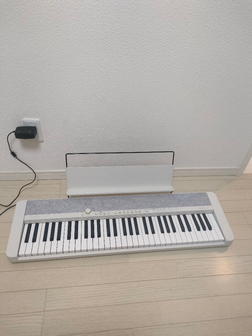 カシオ　電子キーボード　CT-S1 2025年製　　61鍵盤