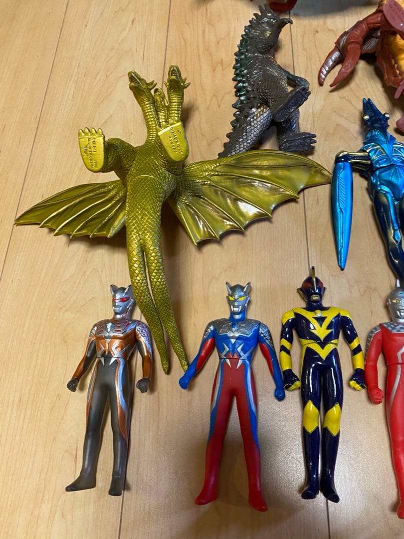 ウルトラマンシリーズ　怪獣　ソフビセット　29体