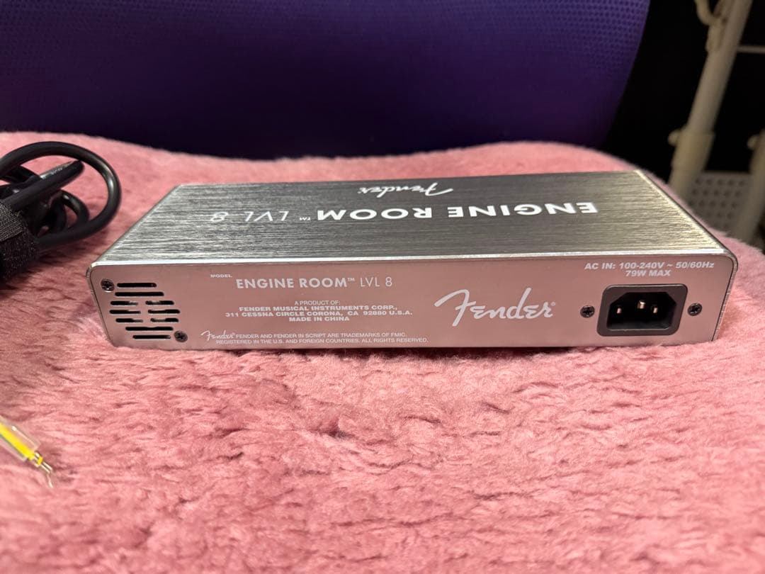 Fender ENGINE ROOM LVL8 パワーサプライ