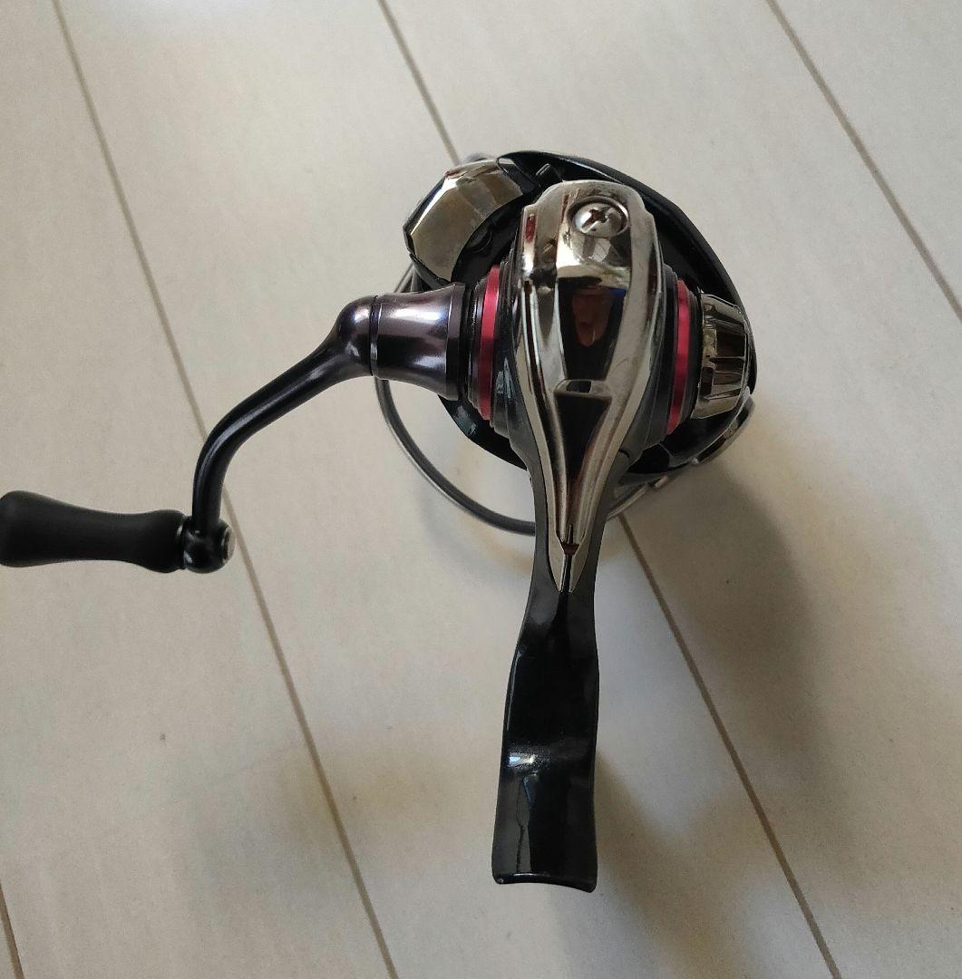 【中古】ダイワリール　20月下美人X LT2000S