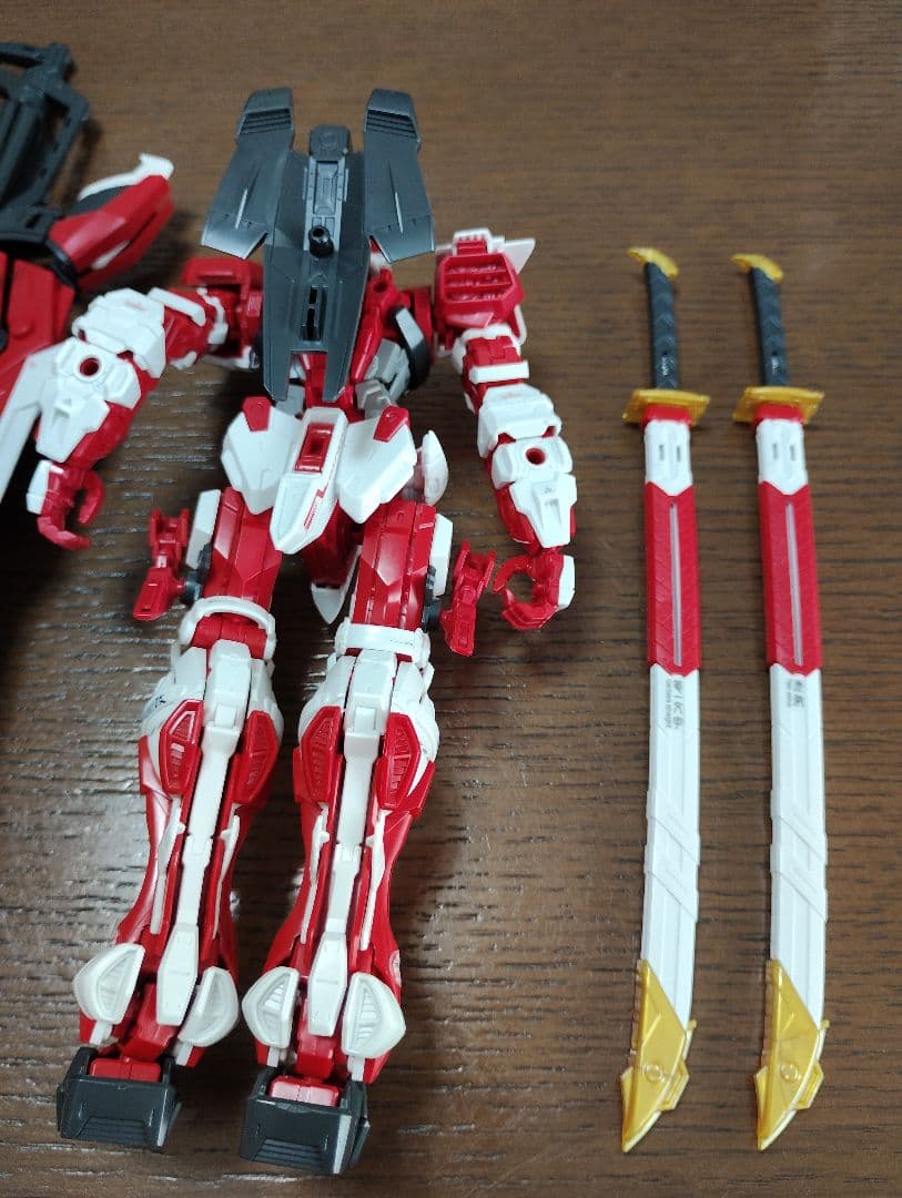 ガンダムアストレイレッドフレーム改 MG 1/100