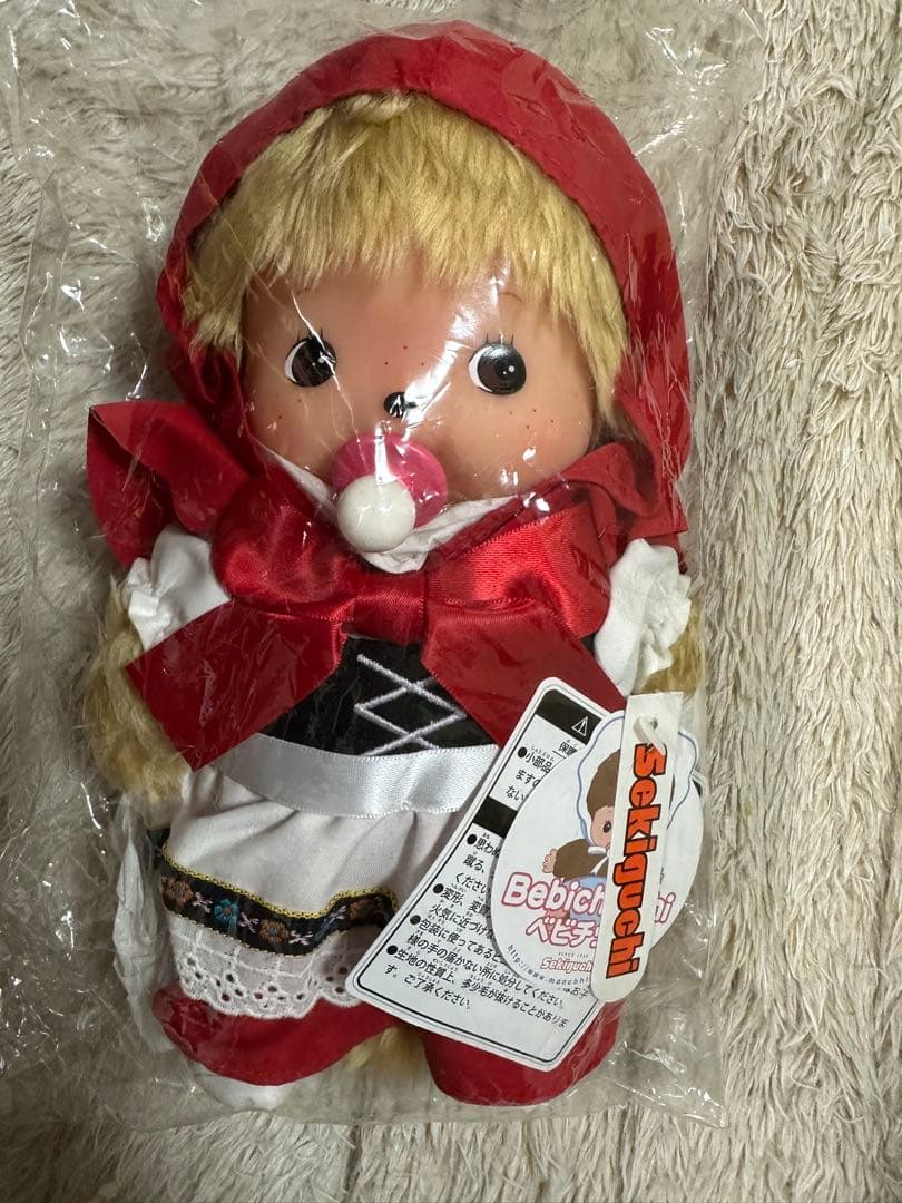 入手困難！新品未開封　ベビチッチ　赤ずきん