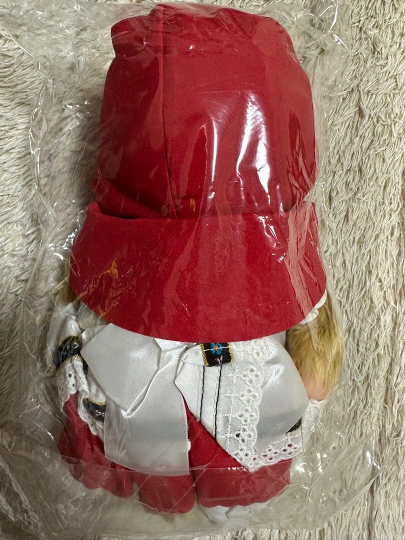 入手困難！新品未開封　ベビチッチ　赤ずきん