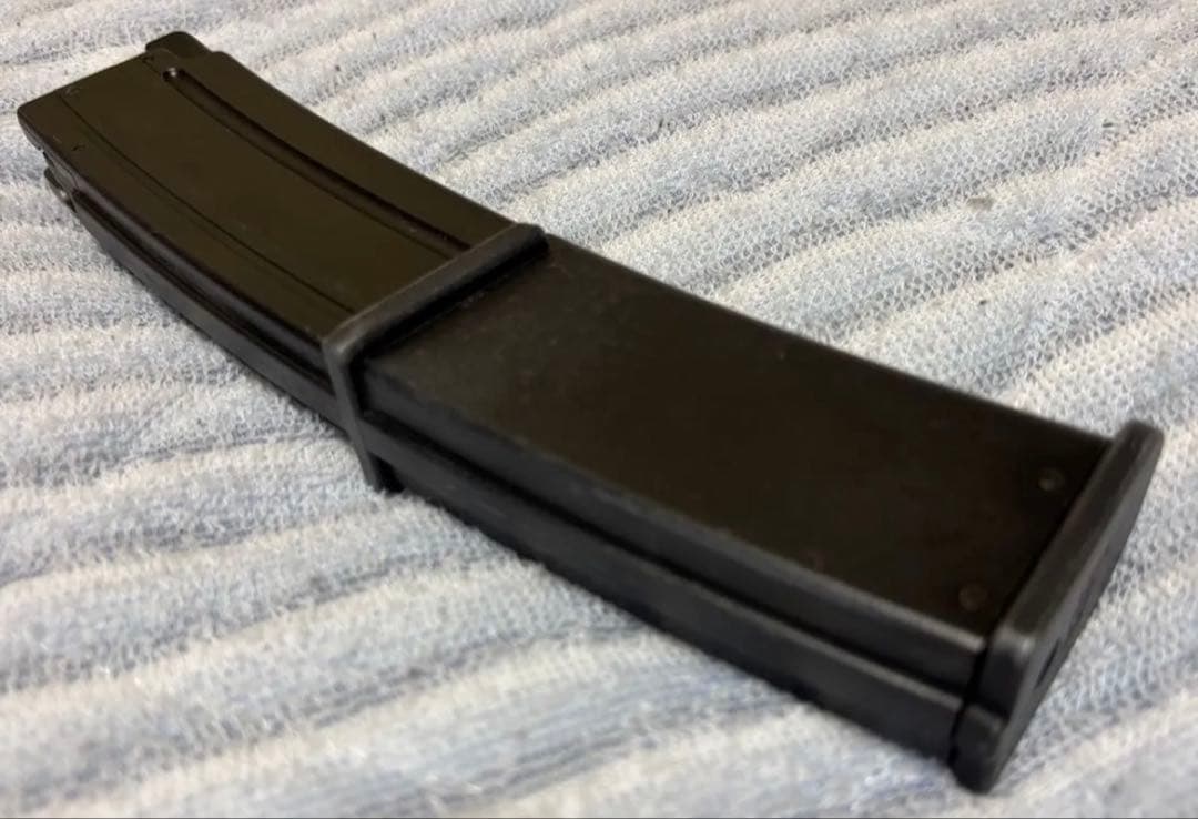 東京マルイ MP7A1 (ガス)・ドットサイト・フルオートトレーサー他付属品多数