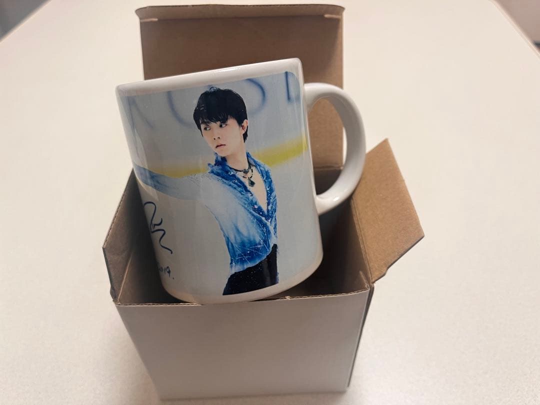 コーセーKOSE  羽生結弦　マグカップ　限定品