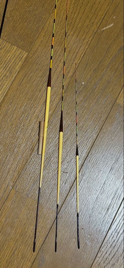 ヘラウキ