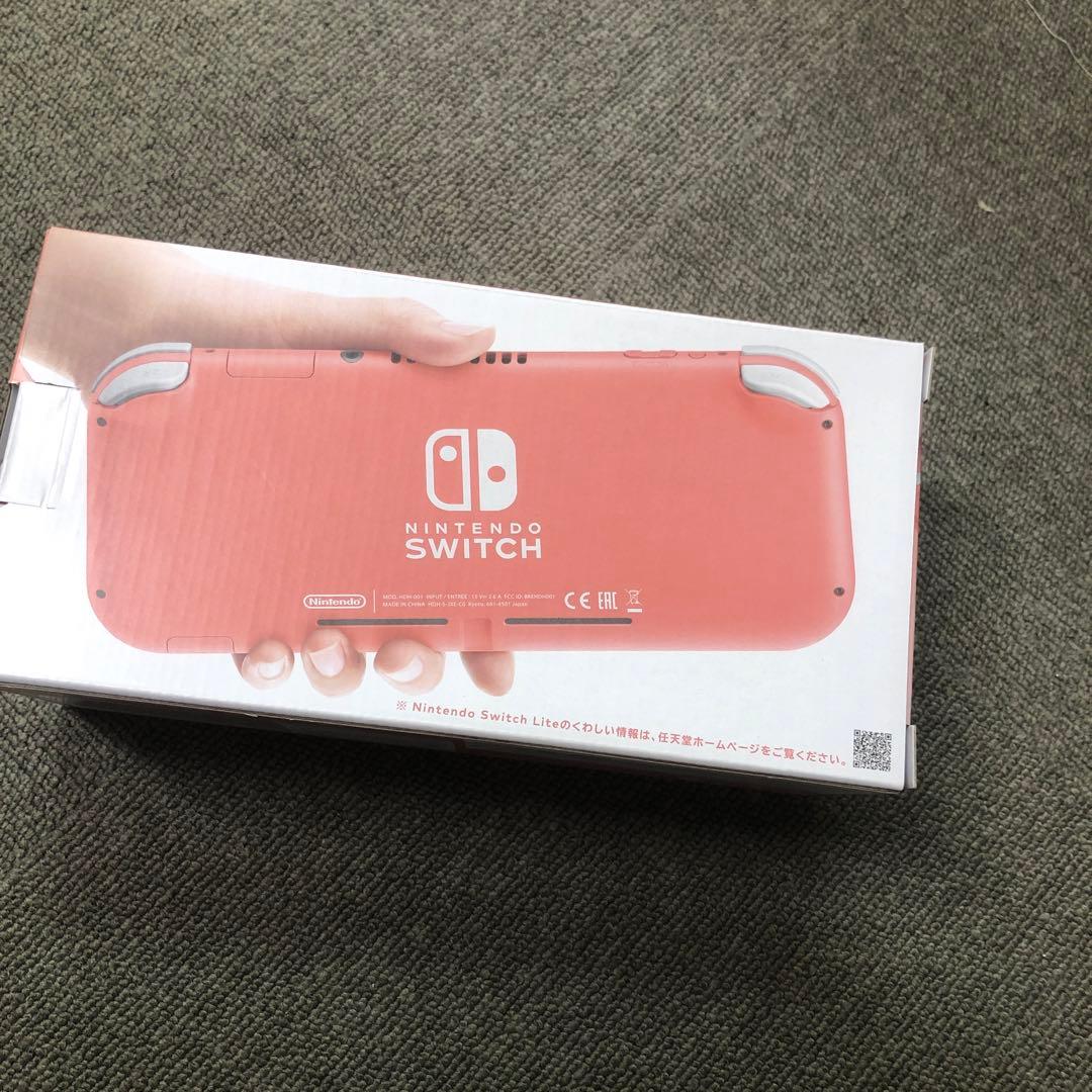 Nintendo switch ライト　コーラル