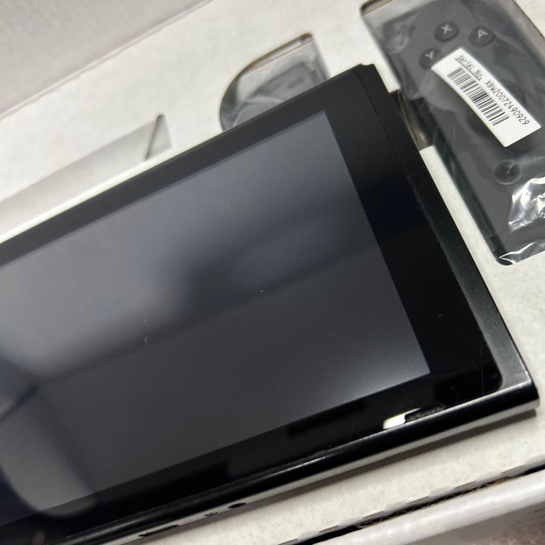 バッテリー強化版　付属品完備　Switch