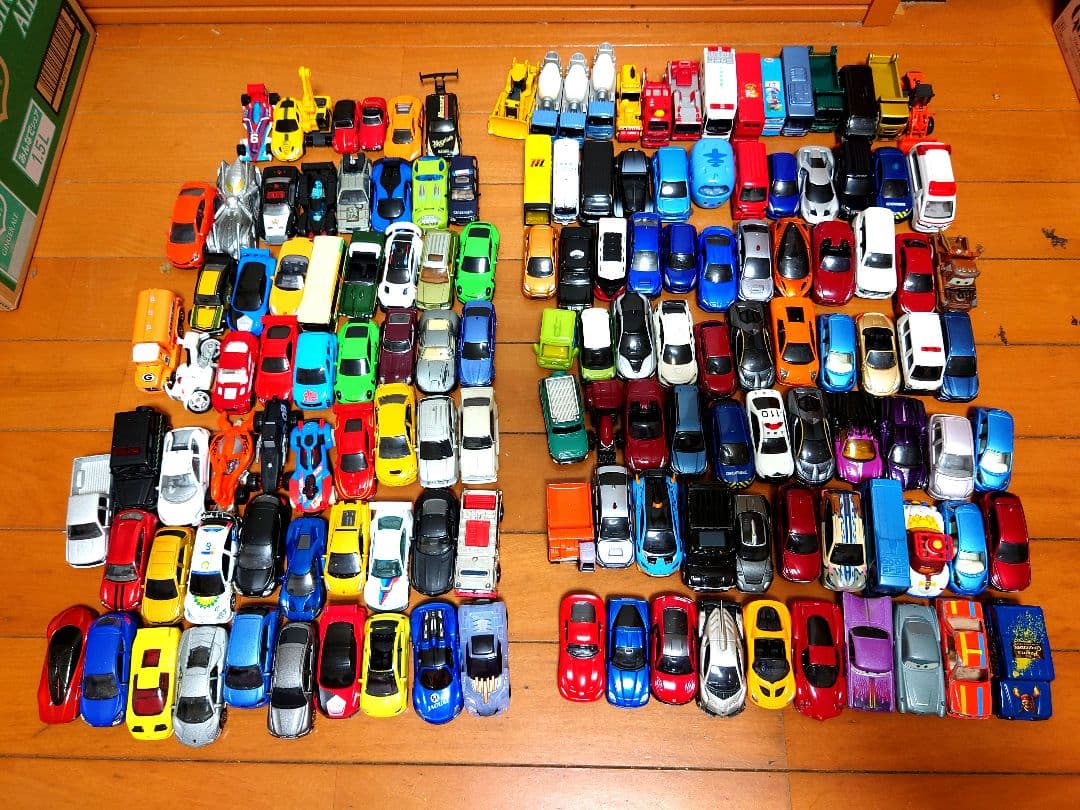 【143台】TOMICA　トミカ　ミニカー　大量まとめ売り　ホットウィール