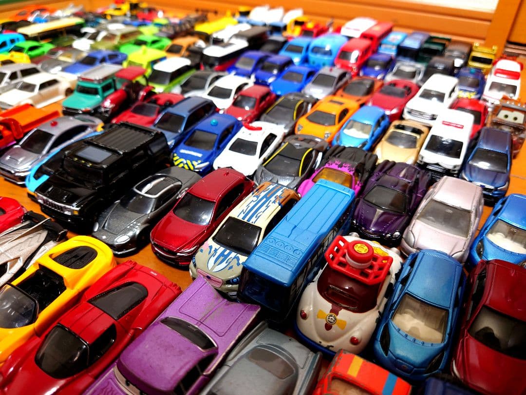 【143台】TOMICA　トミカ　ミニカー　大量まとめ売り　ホットウィール