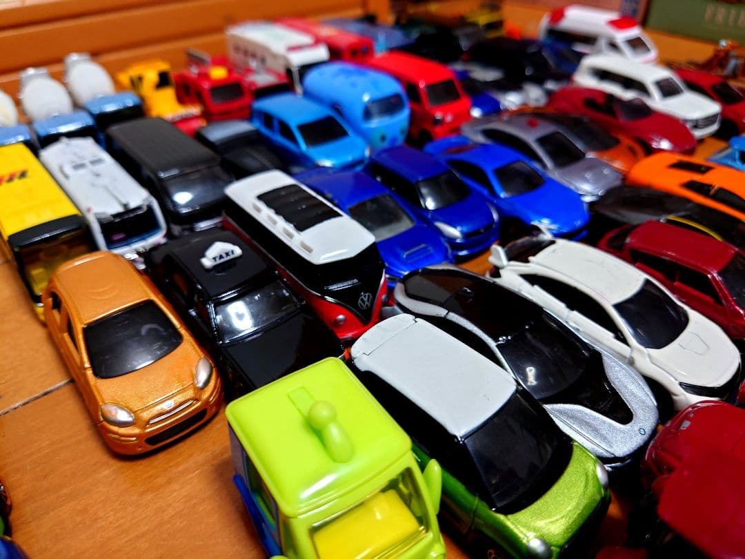 【143台】TOMICA　トミカ　ミニカー　大量まとめ売り　ホットウィール