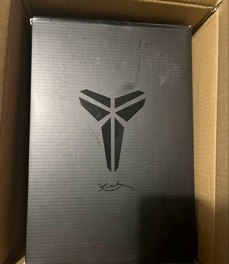 最終値引き早い者勝ちUNDEFEATED xNike Kobe 4 Protro