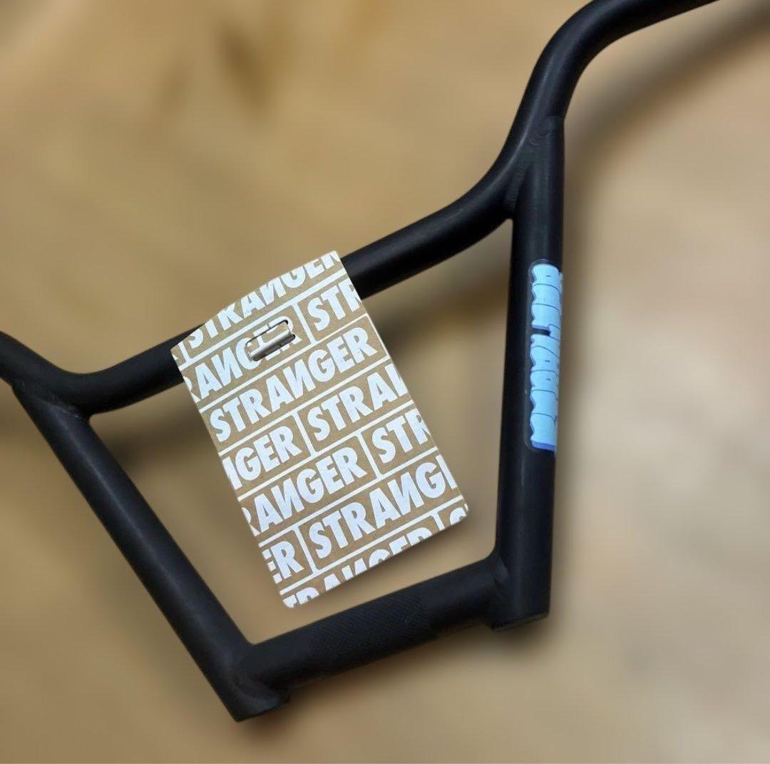 入手困難！BMXハンドルバー 「STRANGER PISTON V2」9インチ