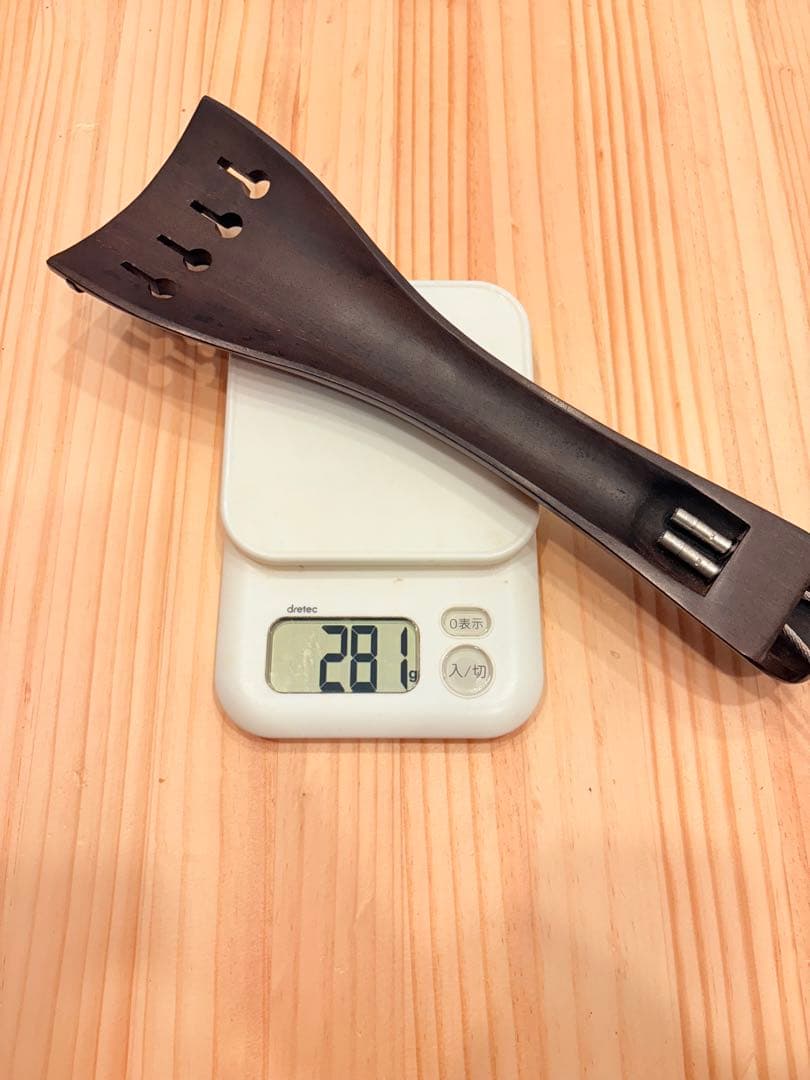 コントラバス用テールピース　4弦