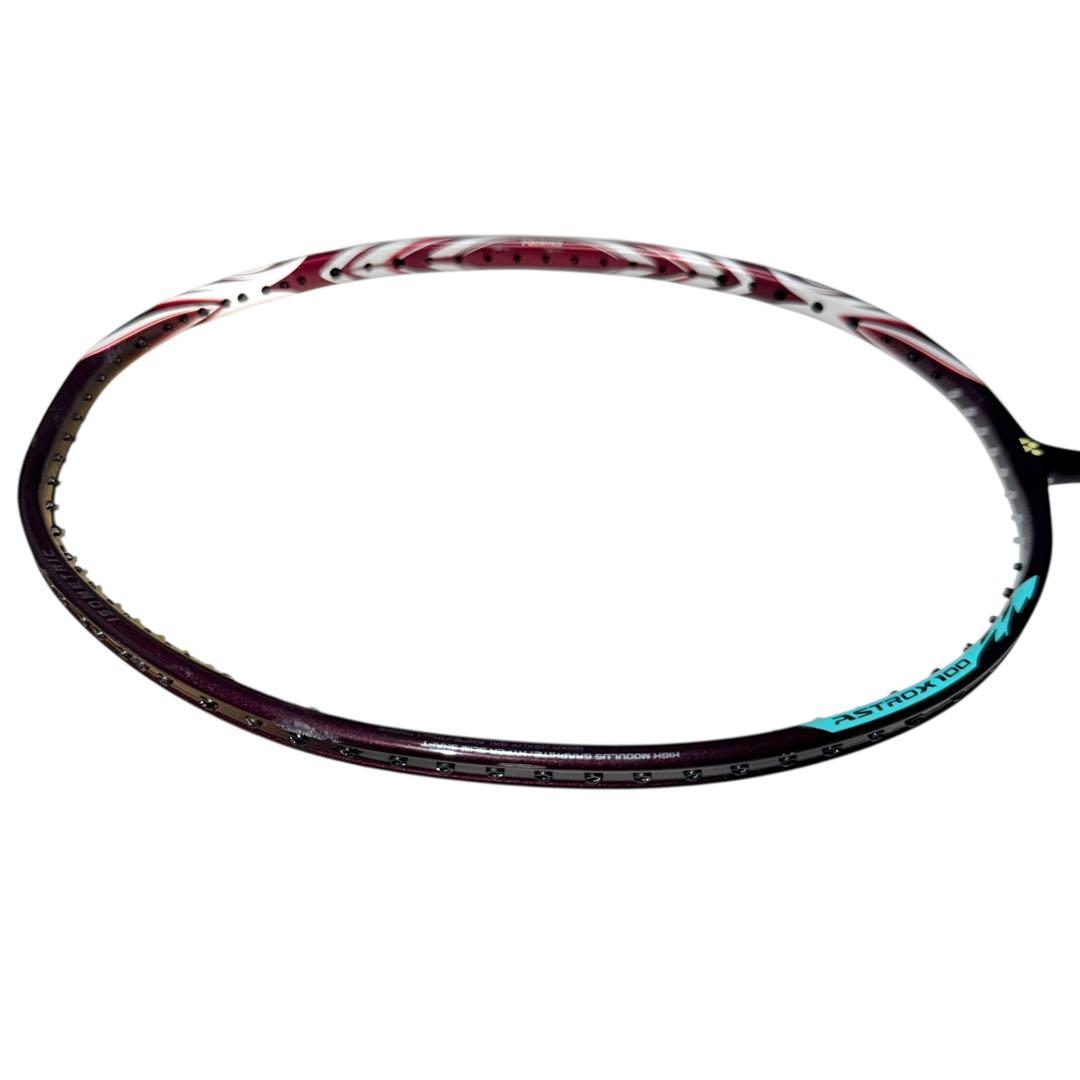 【極美品】YONEX アストロクス100ZZ クレナイ 3UG6 126-14
