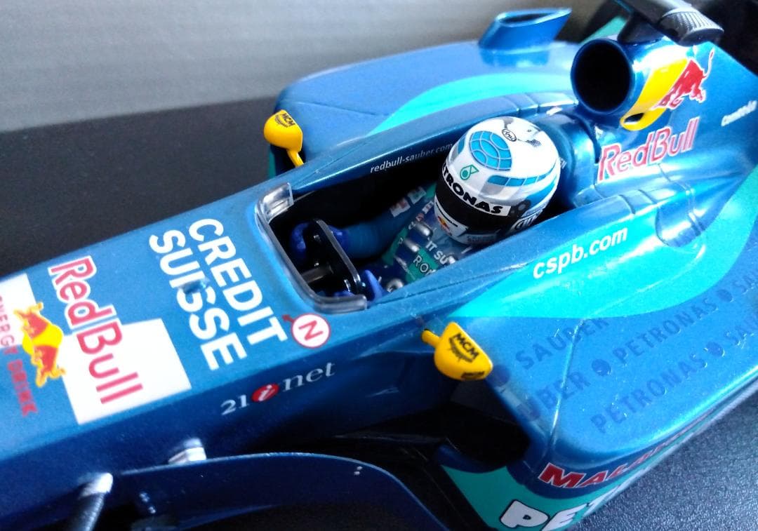 PMA 1/18 レッドブル ザウバー ペトロナス C20 K.ライコネン