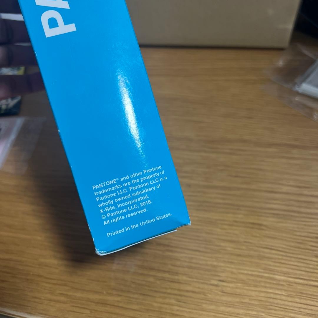 PANTONE THE PLUS SERIES カラーガイドセット